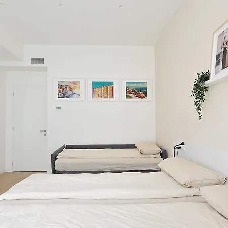 44 Market Place La Spezia