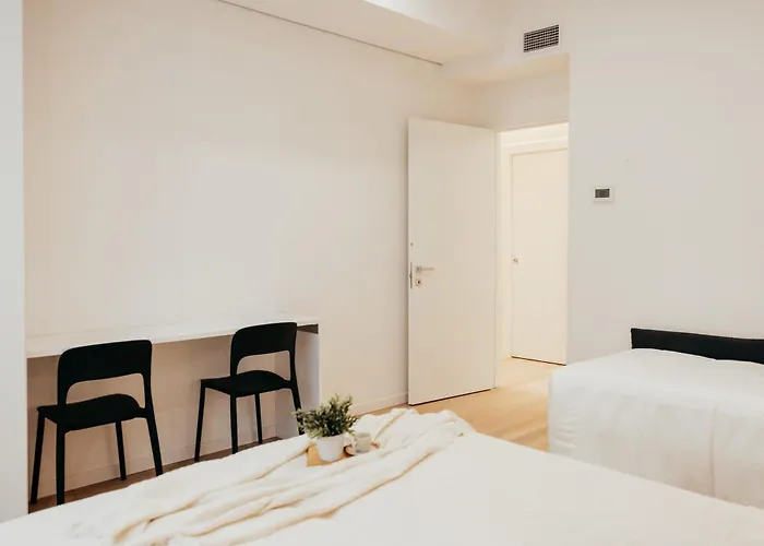 Apartment 44 Market Place