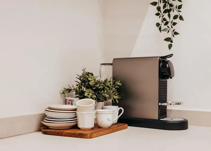 44 Market Place * La Spezia